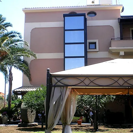 Sea Garden - Sicily In * Pozzallo